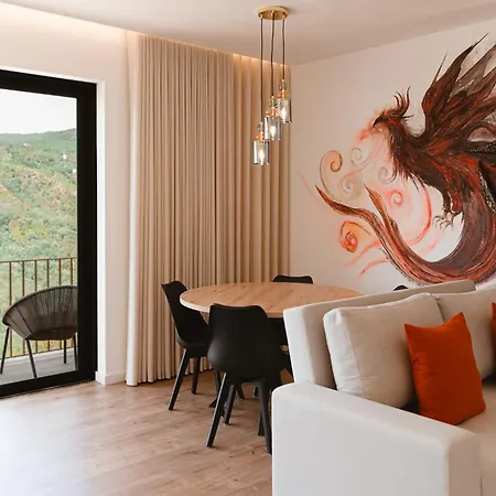 Encosta De Louredo By Pousadela Village بيت للعطل