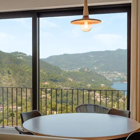 Encosta De Louredo By Pousadela Village Feriehus