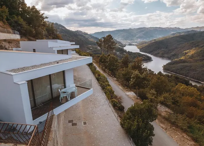 Encosta De Louredo By Pousadela Village *