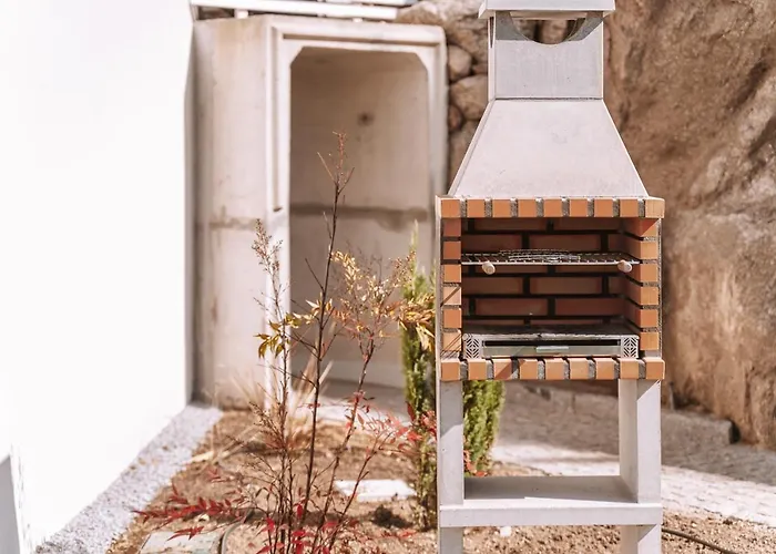 Encosta De Louredo By Pousadela Village 비에이라도미노